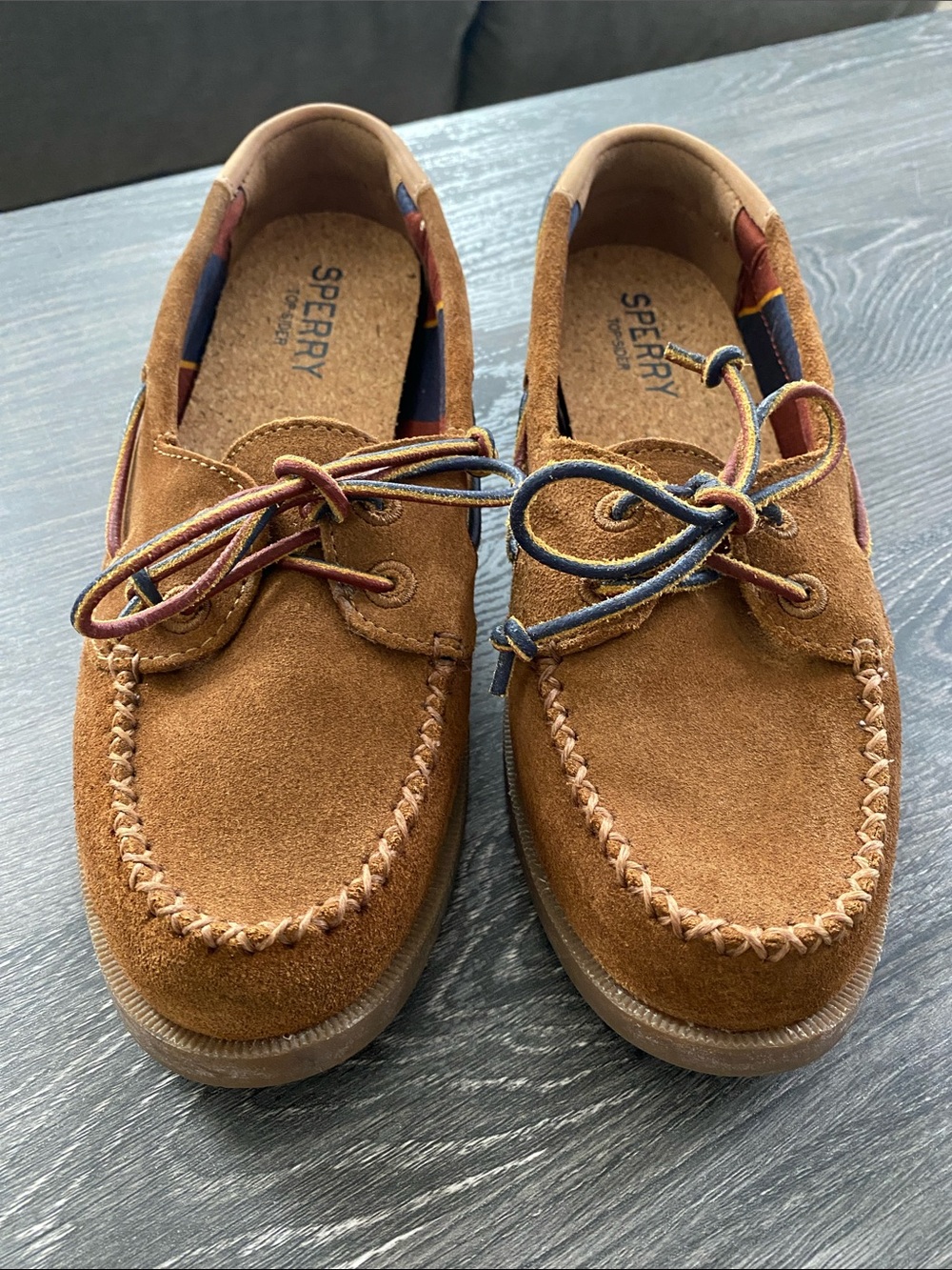 Sperry Women’s Tan Brown Suede Boat Shoes with Multicolor Laces - Picture 2 of 6